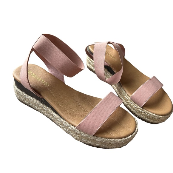 Platform Sandals - Picture 3 of 7